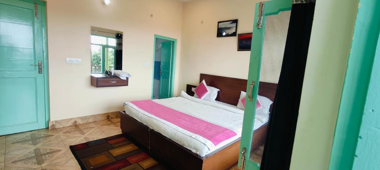 فندق Rudra Retreat Hawalbagh الغرفة الصورة